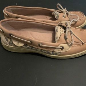 Sperry sliders